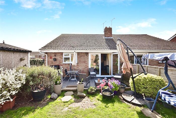2 Bedroom Bungalow For Sale In Clive Road, Sittingbourne, Kent, ME10
