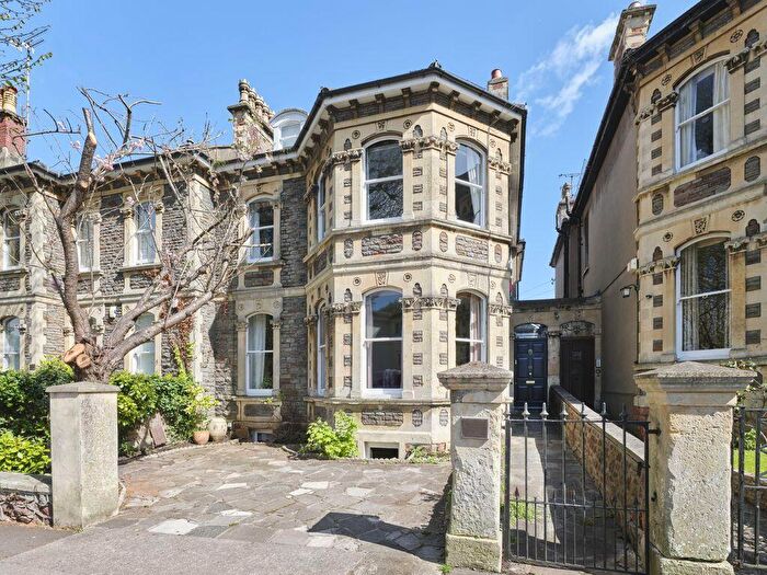 7 Bedroom Semi-Detached House For Sale In Hanbury Road | Clifton, BS8
