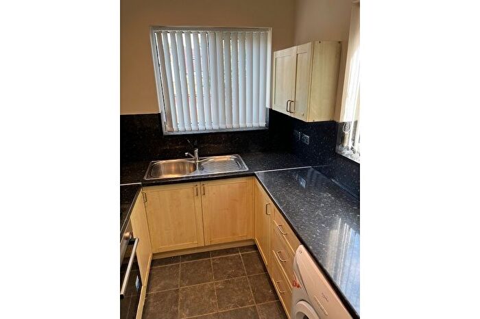 1 Bedroom Flat To Rent In Alcester Road, Moseley, Birmingham, B13