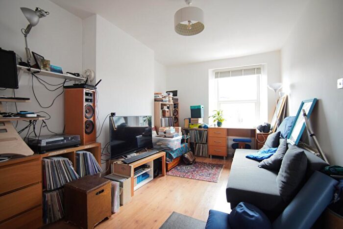 1 Bedroom Apartment To Rent In Wells Road, Totterdown, Bristol, BS4