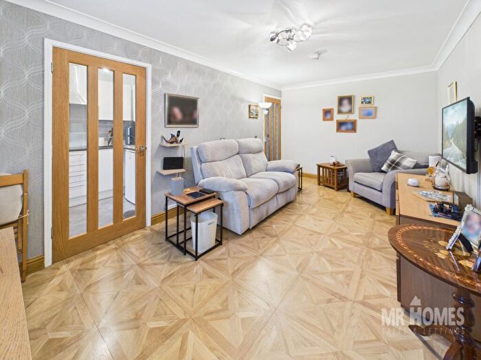 2 Bedroom Detached House For Sale In Wordsworth Avenue, Roath, Cardiff, CF24