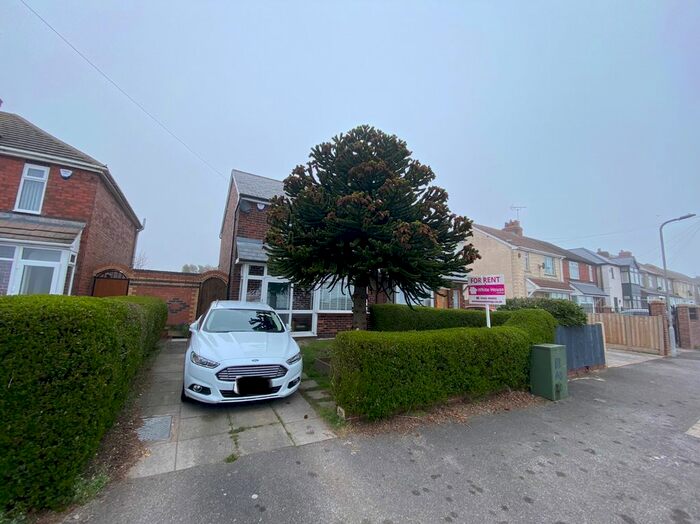 3 Bedroom Semi-Detached House To Rent In Blidworth Road, Kirkby-In-Ashfield, Nottingham, NG17