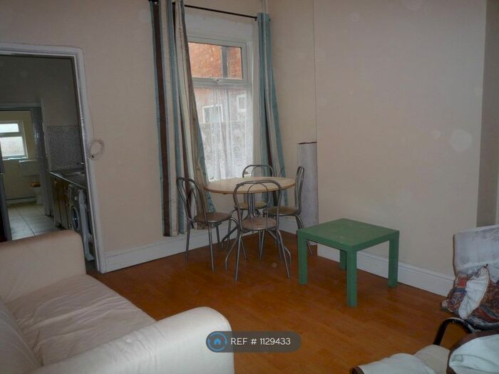 3 Bedroom Terraced House To Rent In Westwood Road, Coventry, CV5