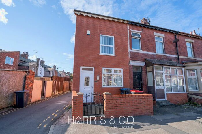 2 Bedroom End Of Terrace House To Rent In Ash Street, Fleetwood FY7