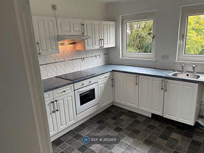 2 Bedroom Flat To Rent In Dakala Court, Wishaw, ML2