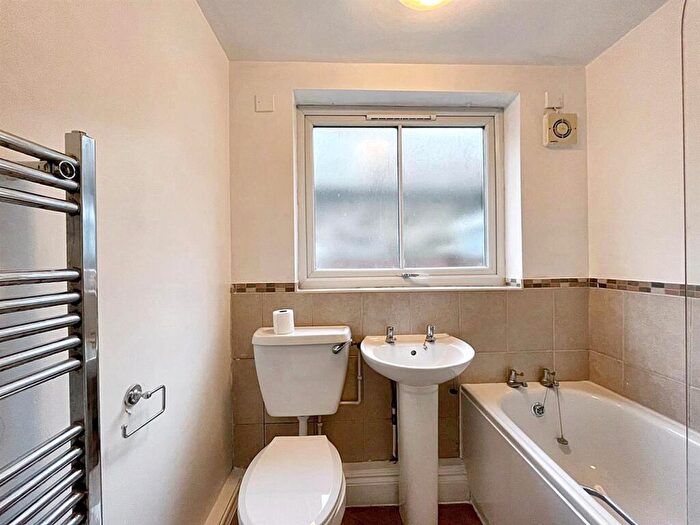 3 Bedroom Terraced House To Rent In Close To Train Station, NR1