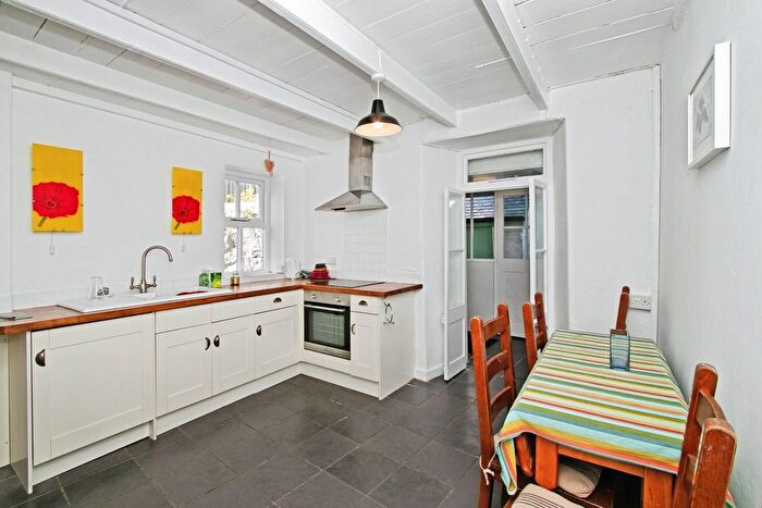 2 Bedroom Terraced House For Sale In Fore Street, Marazion, TR17