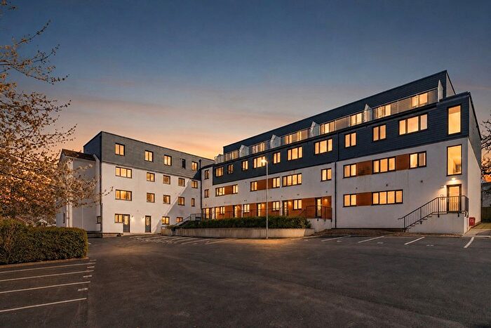 2 Bedroom Maisonette For Sale In Parkers Close, Totnes, Devon, TQ9