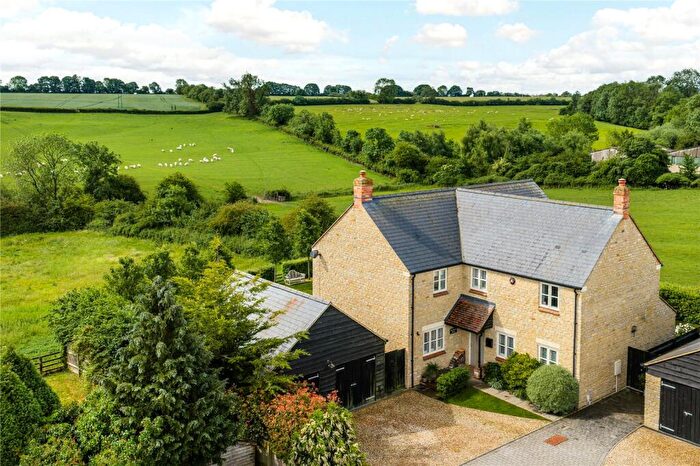 4 Bedroom Detached House For Sale In Sulgrave, West Northamptonshire, OX17