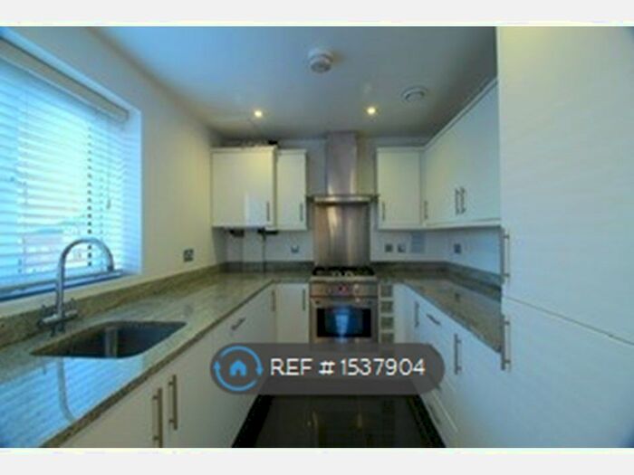 1 Bedroom Flat To Rent In Todd Close, Borehamwood, WD6