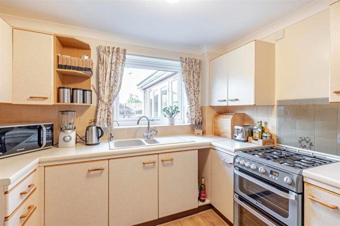 4 Bedroom Detached House For Sale In Hazelwood Drive, Maidstone, ME16