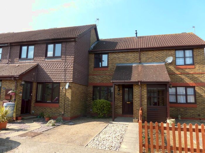 1 Bedroom Property To Rent In Burns Close, Horsham, RH12