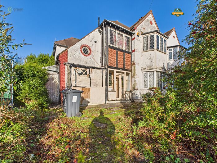 3 Bedroom Semi Detached House For Sale In Orphanage Road, Erdington, Birmingham, B24