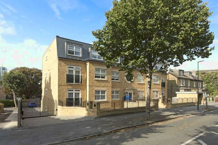 1 Bedroom Apartment To Rent In Cavendish Road, Sutton, Surrey, SM2