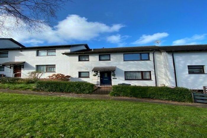 3 Bedroom Property To Rent In Chestnut Walk, Dawlish, EX7