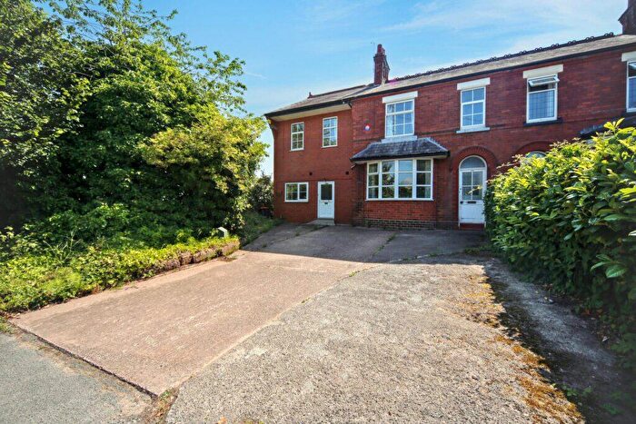 6 Bedroom Terraced House For Sale In Sandy Lane, Weaverham, CW8