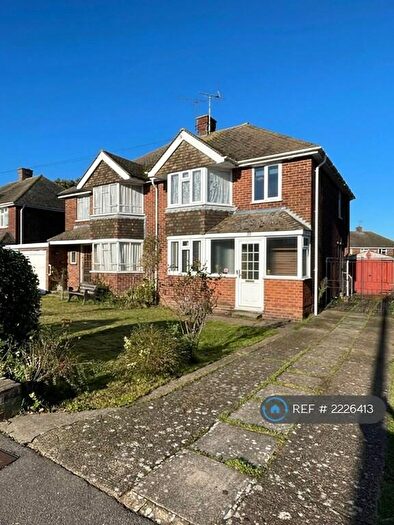3 Bedroom Semi-Detached House To Rent In Chalfont Drive, Gillingham, ME8