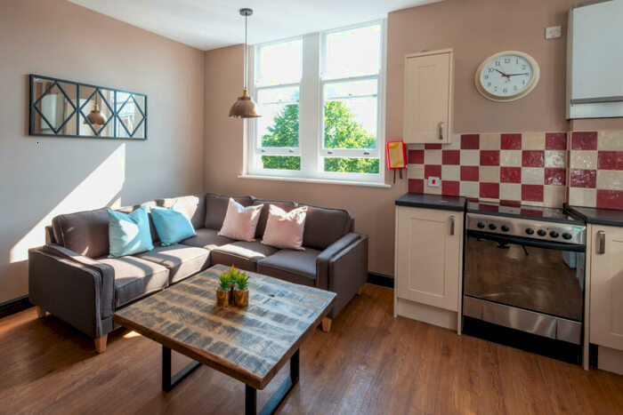 4 Bedroom Block Of Apartments To Rent In Flat M Bishop Blackall School, Exeter, EX4