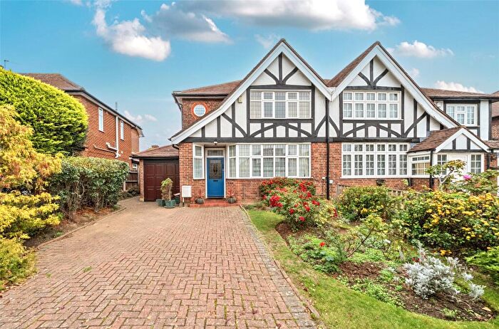 3 Bedroom Semi-Detached House For Sale In Malden Road, Worcester Park, KT4
