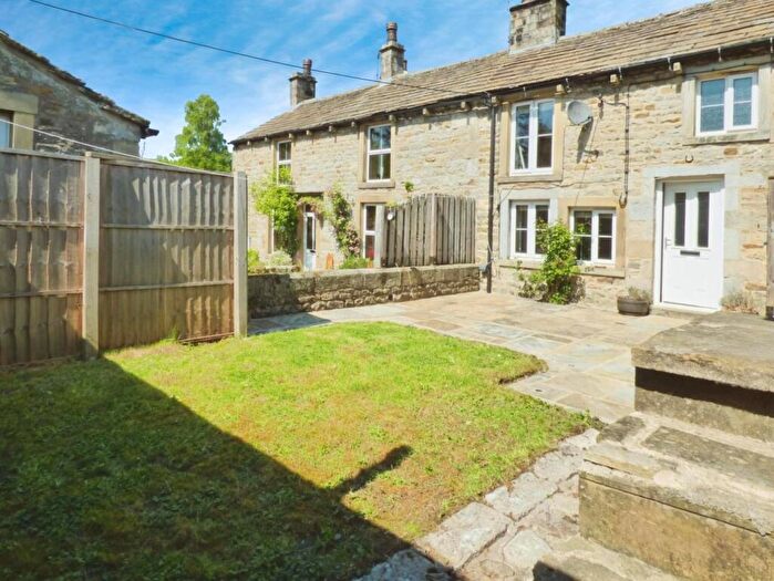 1 Bedroom Semi-Detached House To Rent In Brook Street, Hebden, BD23