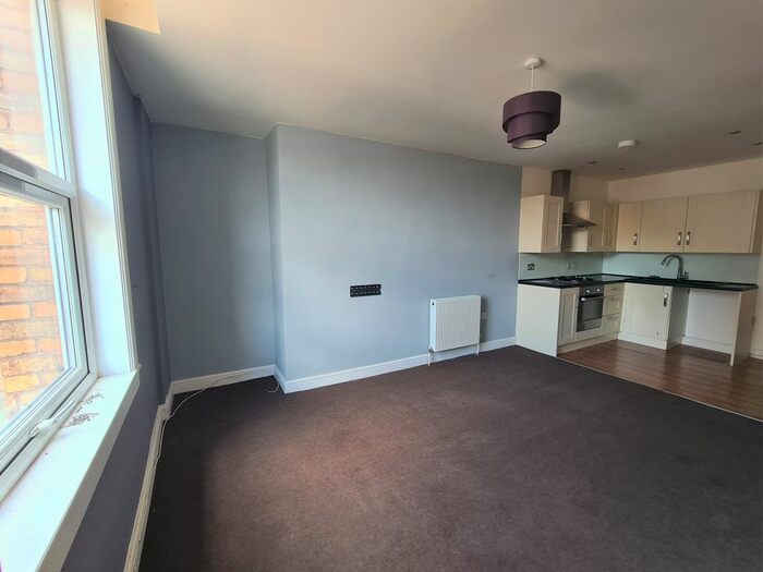 2 Bedroom Flat To Rent In Albert Court, Market Street, Torquay, TQ1