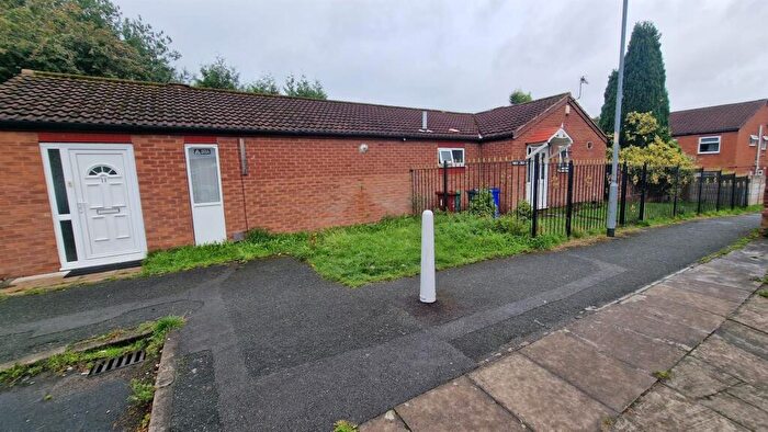 3 Bedroom Semi-Detached Bungalow For Sale In Calbourne Crescent, Manchester, M12