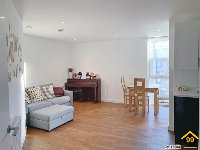 1 Bedroom Flat For Sale In Discovery Tower, London, E16