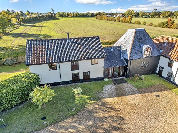 3 Bedroom Barn Conversion For Sale In Station Road, Bacton, Stowmarket, IP14