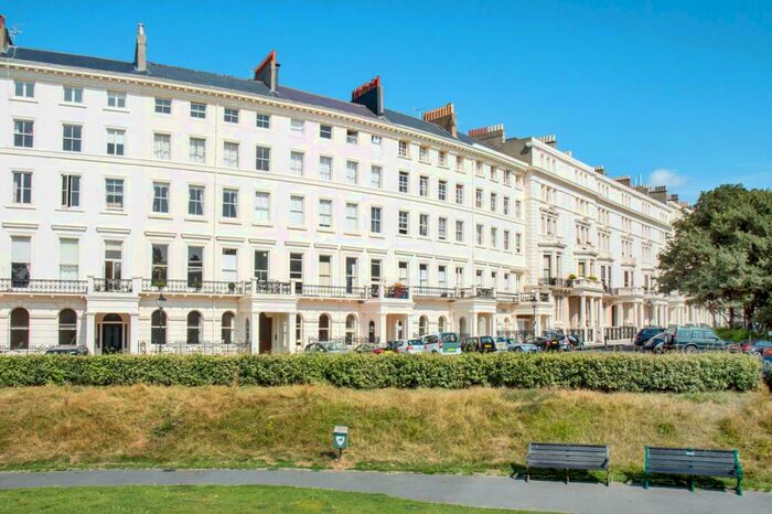 2 Bedroom Apartment To Rent In Adelaide Crescent, Hove, East Sussex, BN3