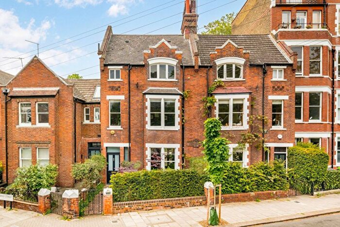 4 Bedroom Property For Sale In Cormont Road, Camberwell, SE5