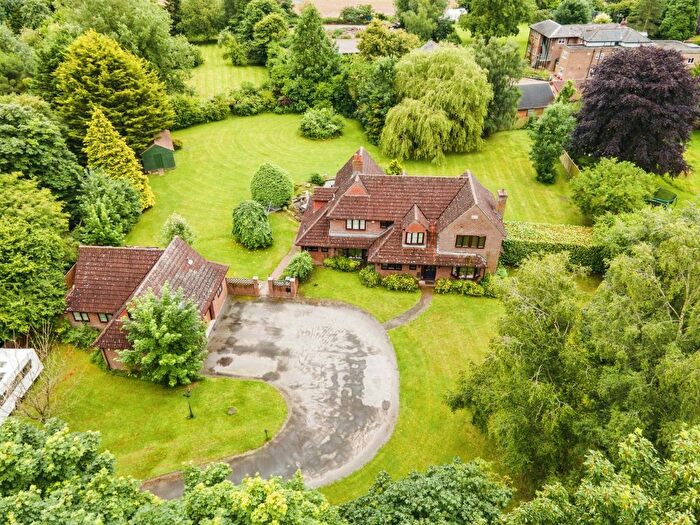 7 Bedroom Detached House For Sale In Blacksmiths Lane, Shudy Camps, Cambridge, CB21