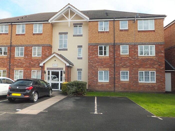 2 Bedroom Flat To Rent In Tudor Close, Sutton Coldfield, B73