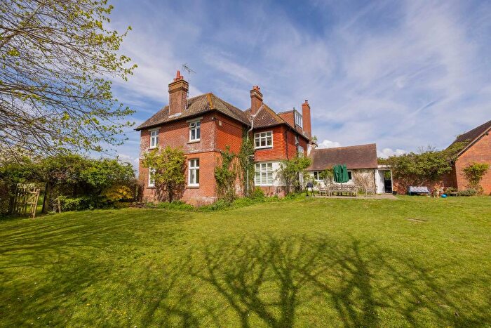 4 Bedroom Detached House For Sale In Station Road, Berwick, BN26