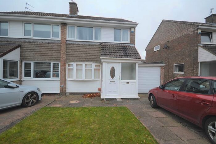3 Bedroom Semi-Detached House To Rent In Burnside, NE63