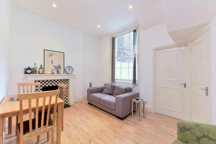 2 Bedroom Flat To Rent In Gloucester Street, Pimlico, SW1V