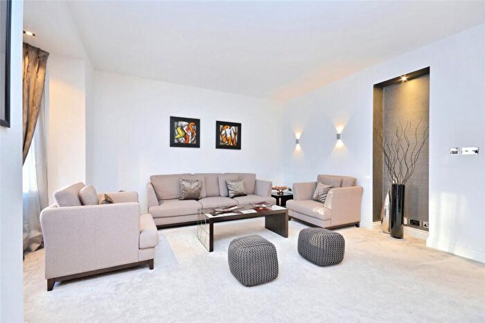 3 Bedroom Apartment To Rent In Abbey Court, Abbey Road, St. John's Wood, London, NW8