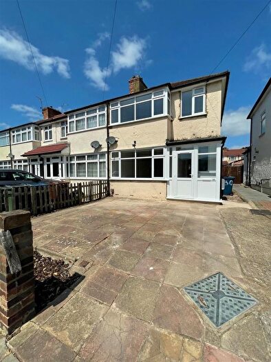 3 Bedroom Semi Detached House To Rent In Collier Drive, Edgware, HA8