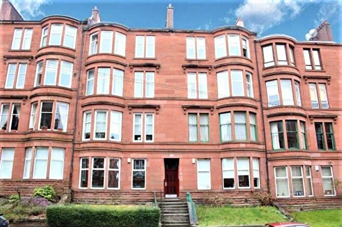 2 Bedroom Flat To Rent In Grantley Gardens, Shawlands, Glasgow, G41