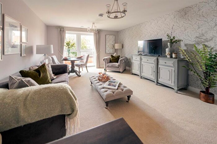 1 Bedroom Apartment To Rent In Waveney Place, Mendham Lane, Norfolk, IP20