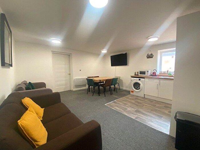 3 Bedroom Apartment To Rent In Stanley Street, Southport, Merseyside, PR9