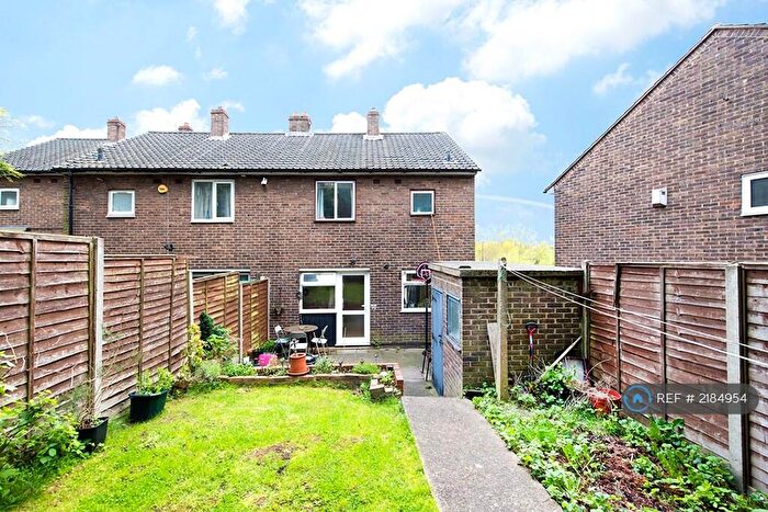 2 Bedroom Maisonette To Rent In Aylmer Road, London, N2