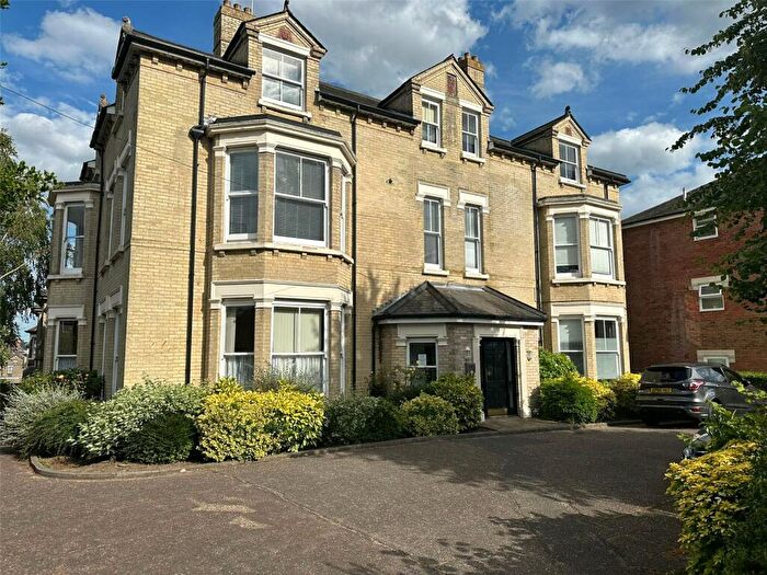2 Bedroom Apartment To Rent In Oxford Court, Oxford Road, Colchester, Essex, CO3