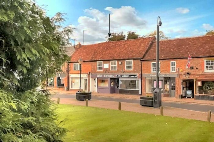 2 Bedroom Apartment To Rent In Duke Street, Princes Risborough, HP27