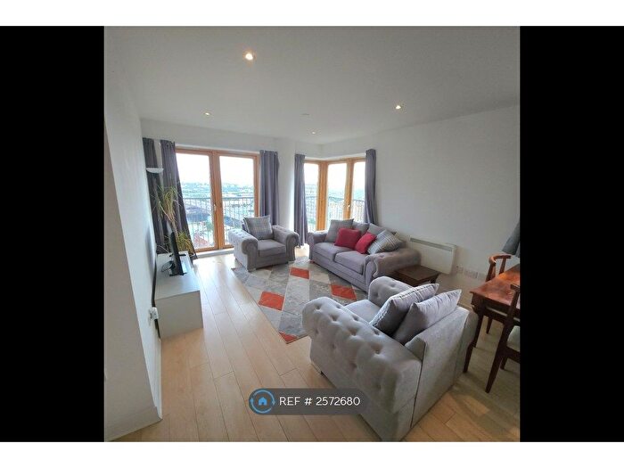 2 Bedroom Flat To Rent In Argyle Street, Glasgow, G2