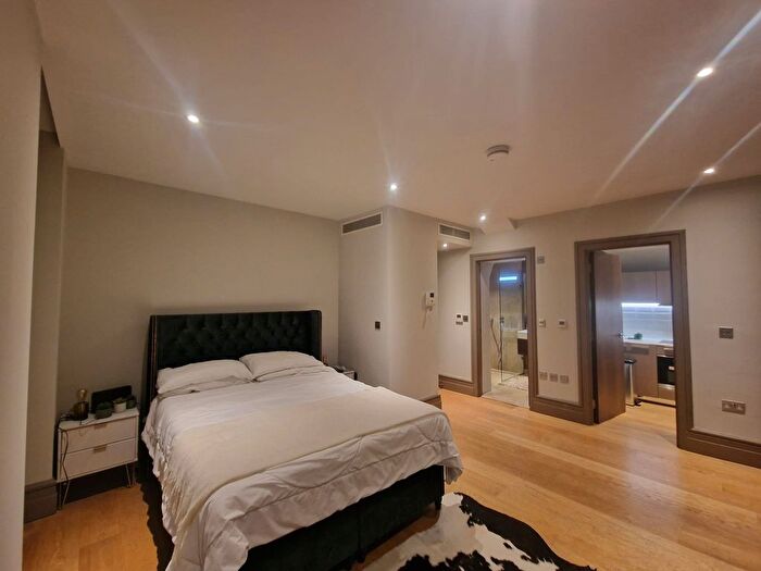 1 Bedroom Flat To Rent In Baker Street, London, W1U