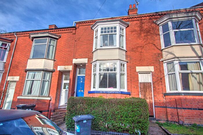 4 Bedroom Terraced House To Rent In Lorne Road, Clarendon Park, Leicester, LE2