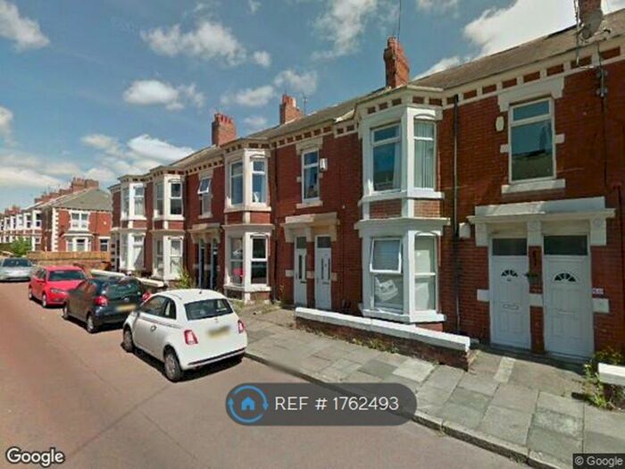 3 Bedroom Flat To Rent In Whitefield Terrace, Newcastle Upon Tyne, NE6