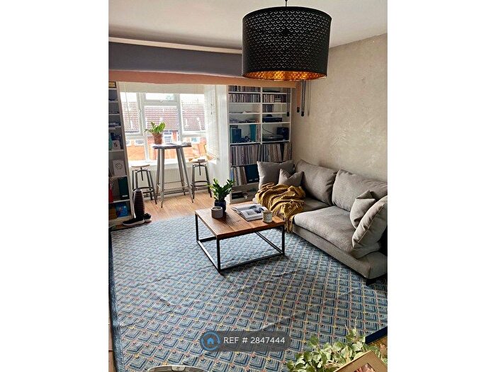 1 Bedroom Flat To Rent In Crayford, Dartford, DA1