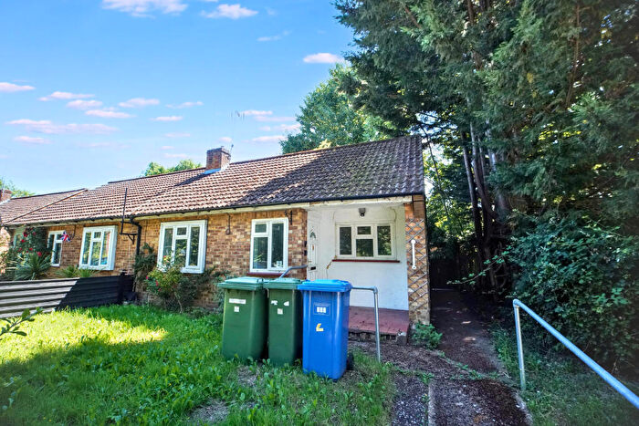 1 Bedroom Bungalow For Sale In Gibbins Lane, Warfield, Bracknell, Berks, RG42