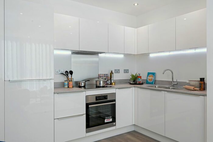 1 Bedroom Flat To Rent In Alwyne Court, Garnet Place, West Drayton, UB7
